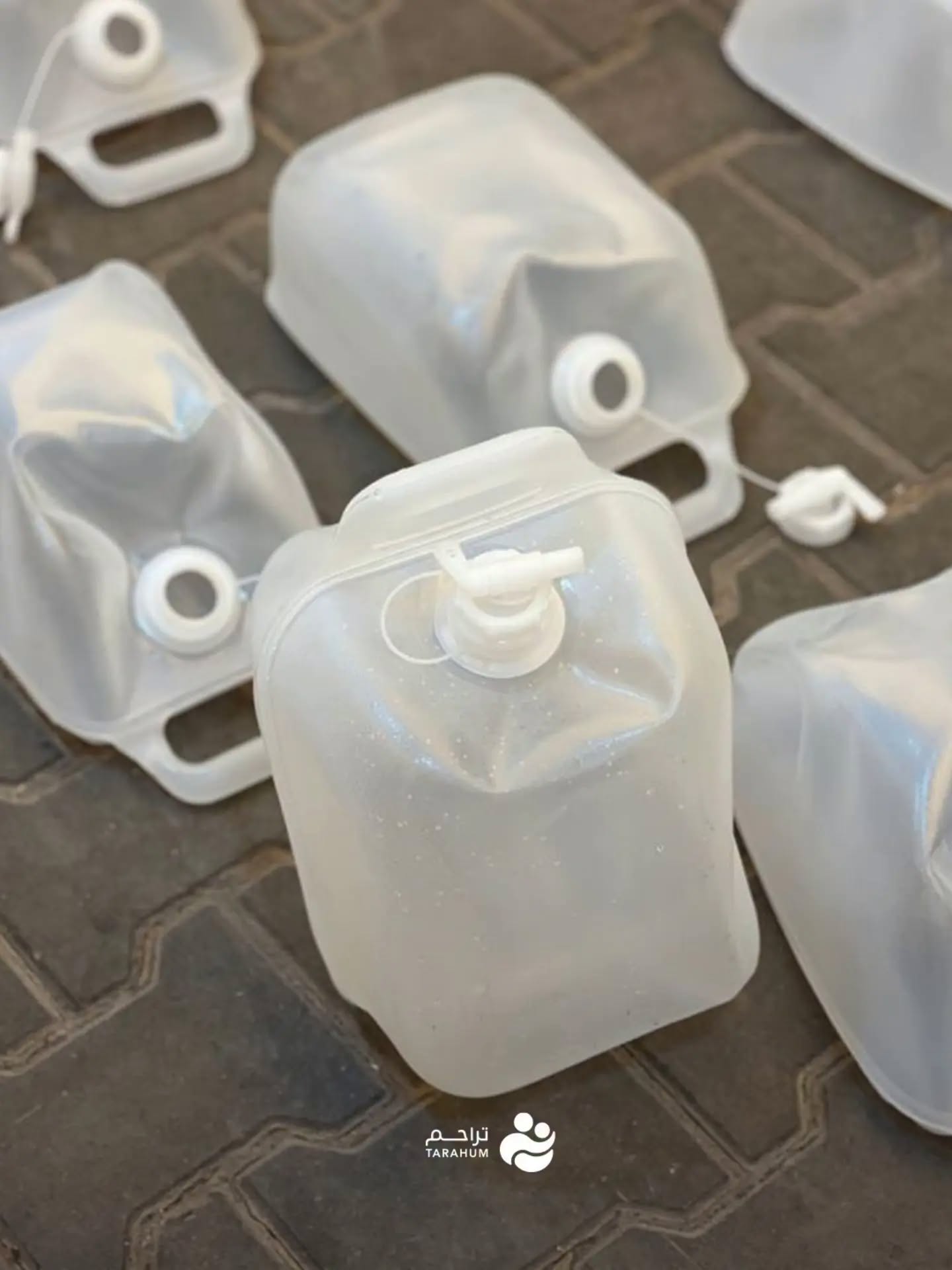 1,000 Water Containers for Displaced Families in Gaza